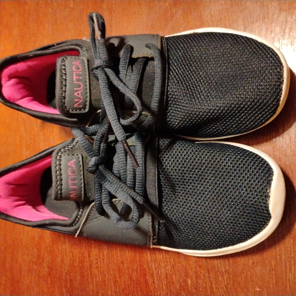 Nautica Women's Athletic Shoes - Black and Pink
